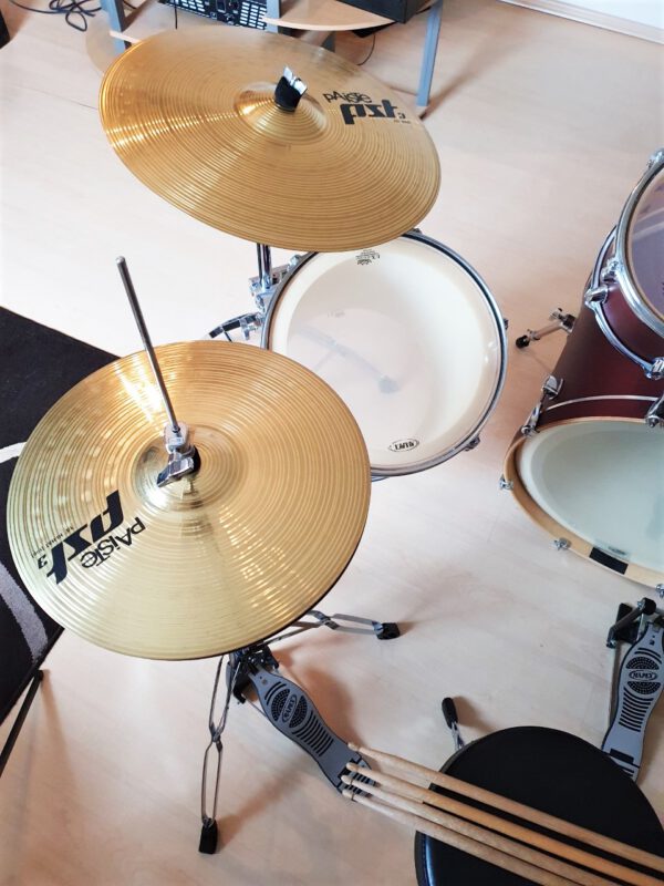 Brechen - Mapex V Series Schlagzeug Drumset + Hardware + Paiste Beckenset!