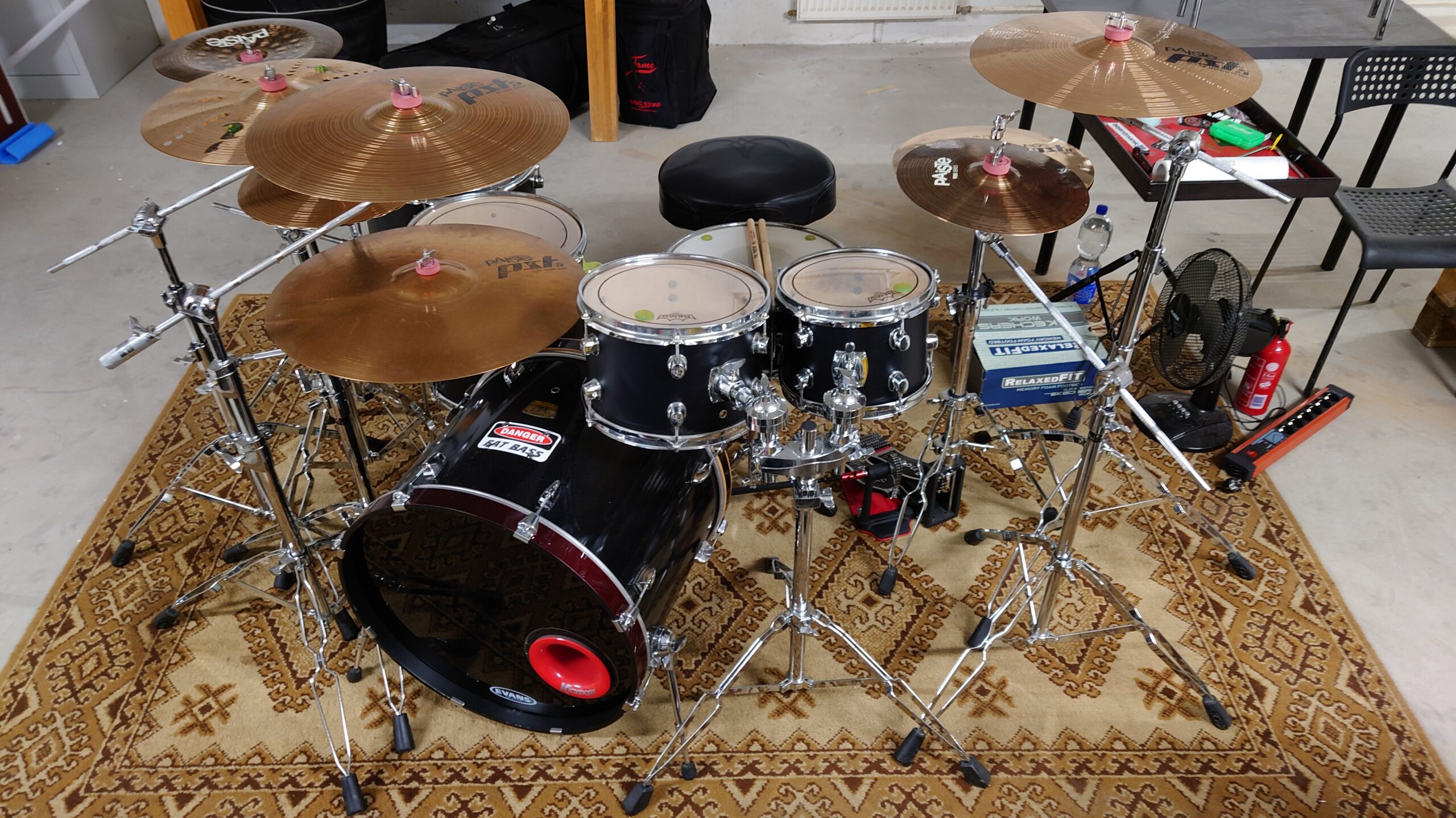 Drumset Komplett +DW/Drumcraft/Tama HW + Paiste Becken + Zubehör - Die  Verkaufsplattform für Dein Schlagzeug