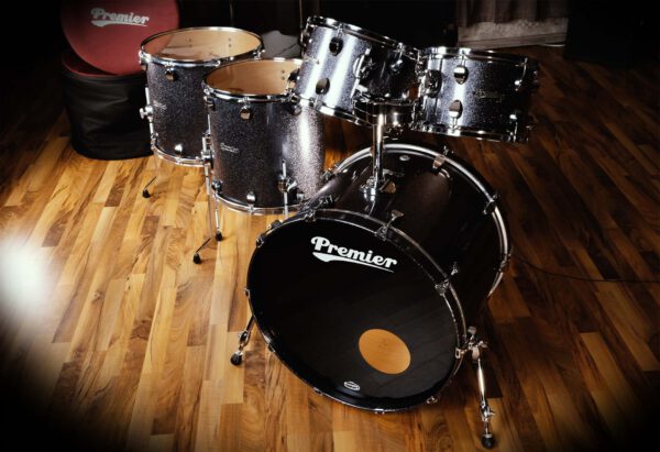 Premier Drumset Gen-X von Nicko McBrain (Iron Maiden) gespielt und signiert!!!