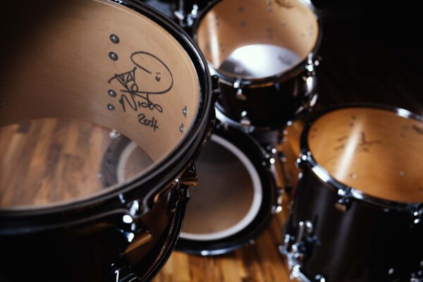 Premier Drumset Gen-X von Nicko McBrain (Iron Maiden) gespielt und signiert!!! – Bild 5