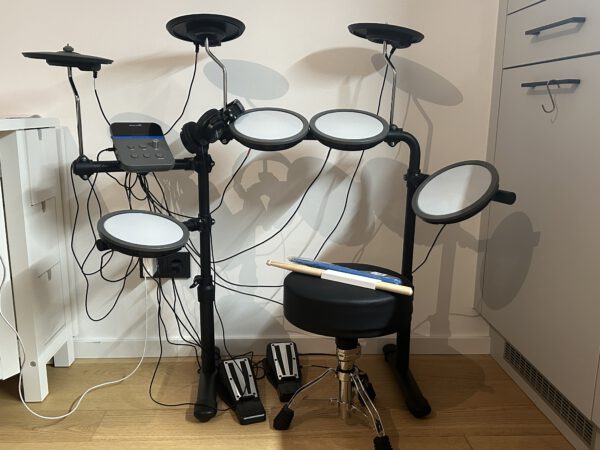 Millenium Rookie E-Drum Set Bundle - nur 1 Monat genutzt – Bild 3