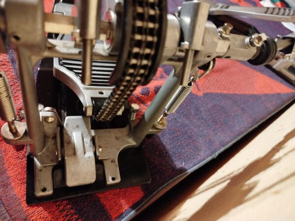 Gepflegte Yamaha Doppelfussmaschine rechts und links - Funktion – Bild 4