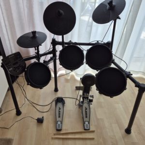 Alesis Nitro DM7X E-Schlagzeug kaum gebraucht