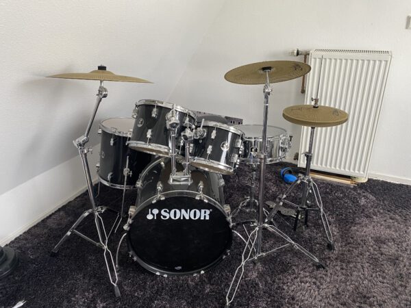 Sonor Force 507 Drumset+ Remo Silent Stroke Mesh Heads+ Zildjian L80 Becken
