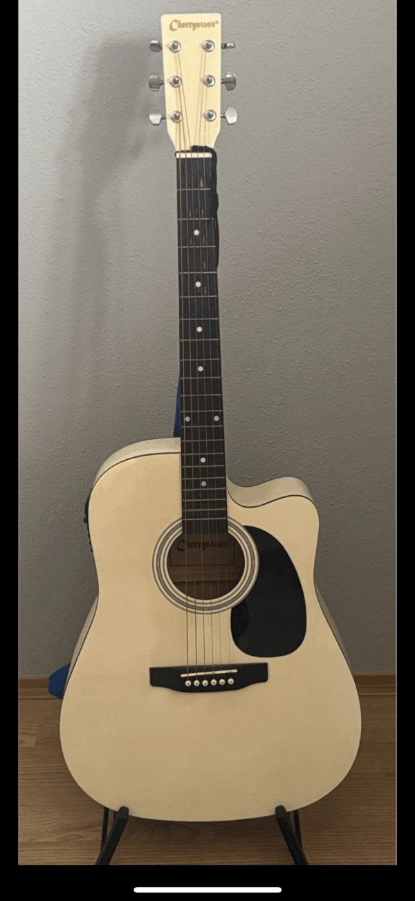 Weiße Cherrystone Gitarre