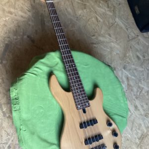 E-Bass