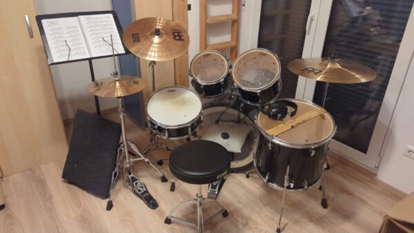 Tama Imperialstar 20“ mit Zubehör