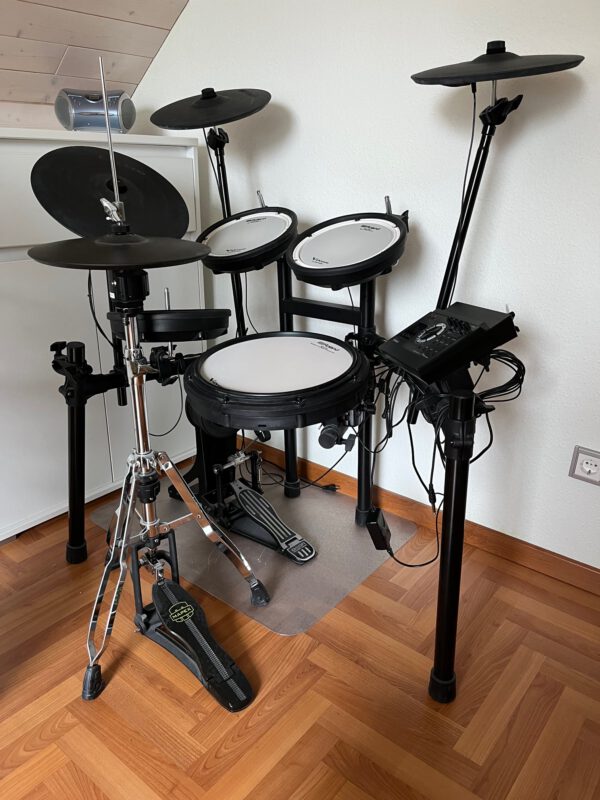 Roland TD 17 E-Drum-Set, sehr guter Zustand